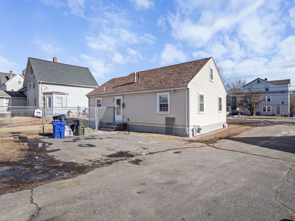 135 Mendon St
