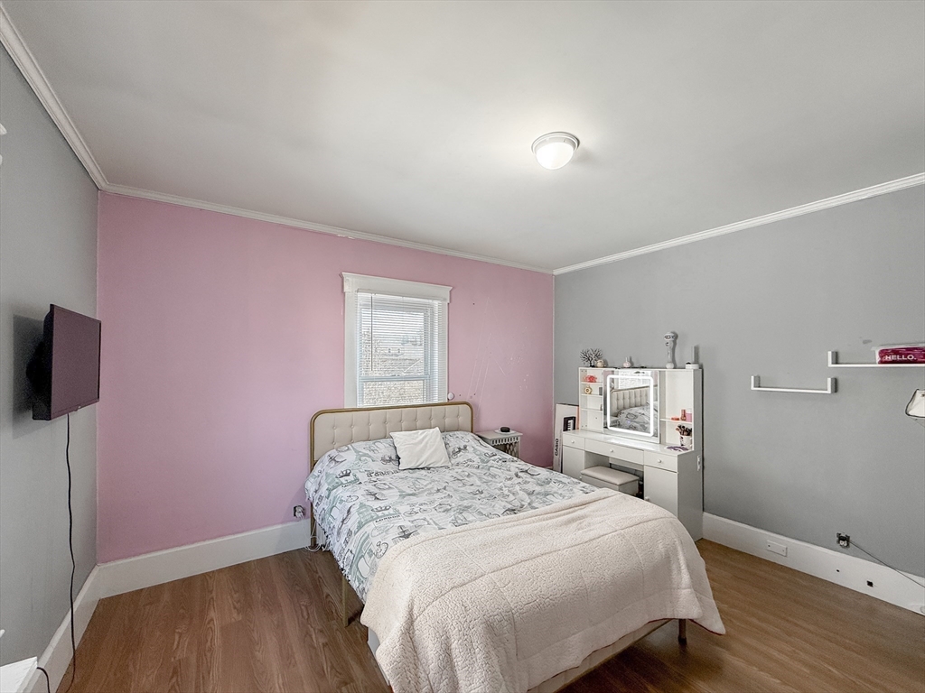 102 Chestnut St