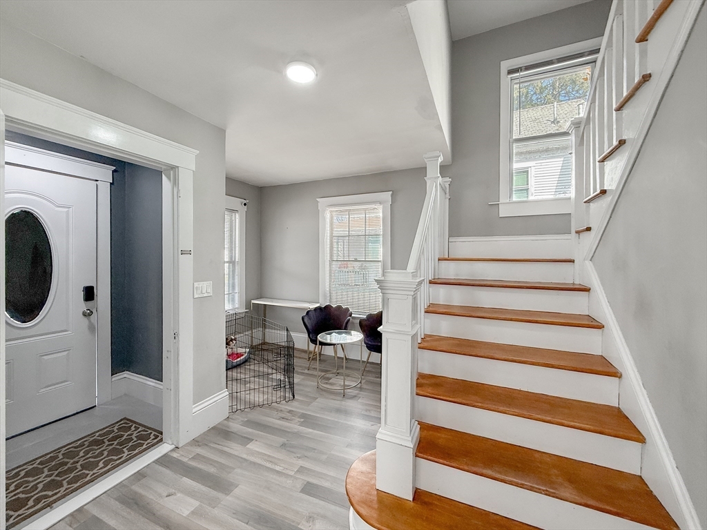 102 Chestnut St