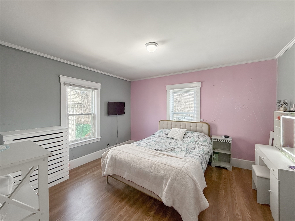 102 Chestnut St