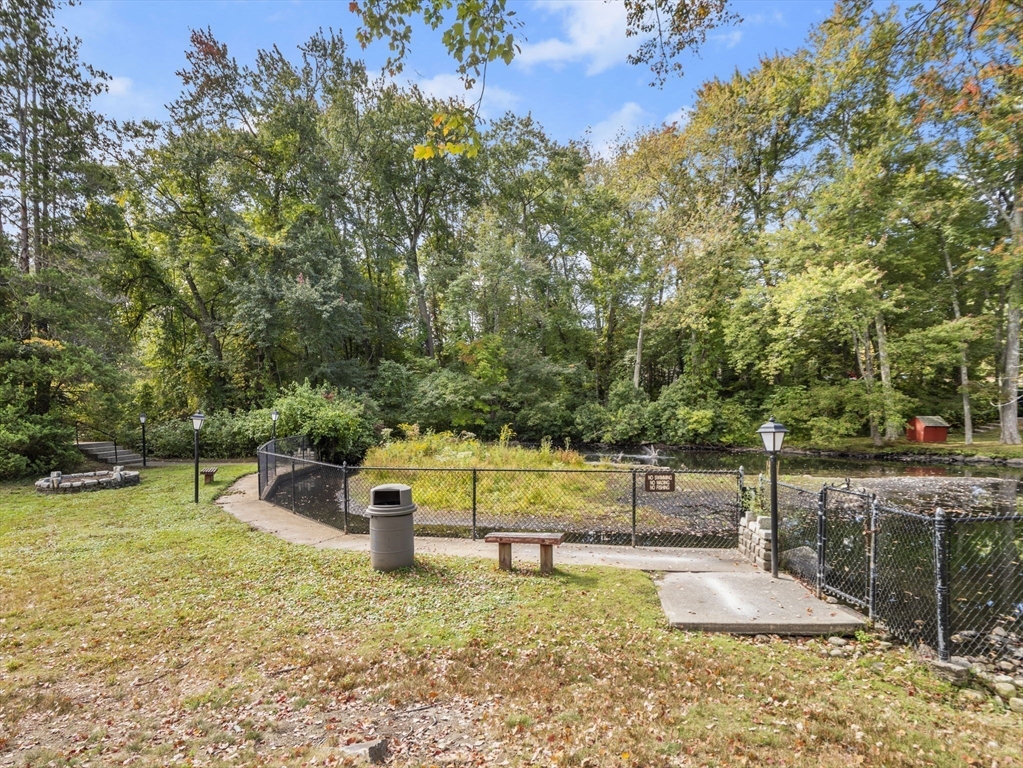7 Shadowbrook Lane # 9