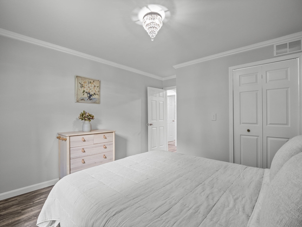 7 Shadowbrook Lane # 9
