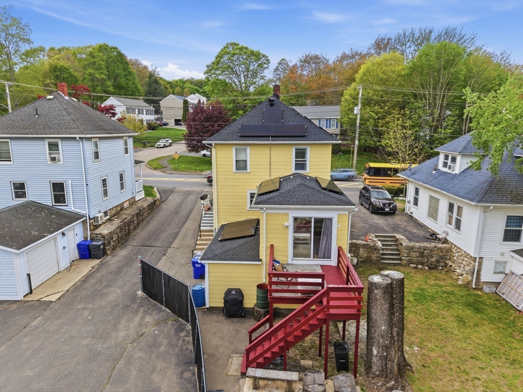 85 Purchase St