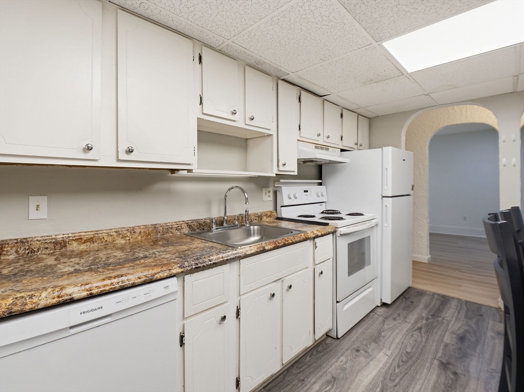 15 Shadowbrook Lane # 28