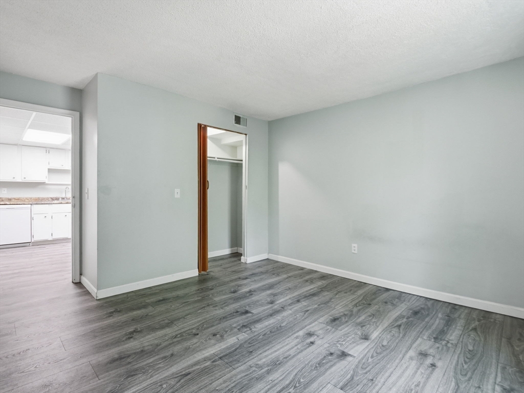 15 Shadowbrook Lane # 28