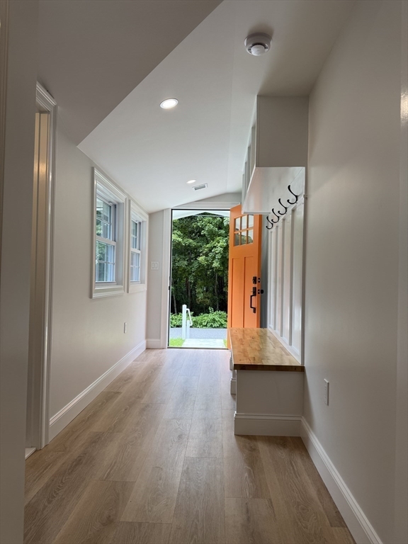 158 Fairview Ave