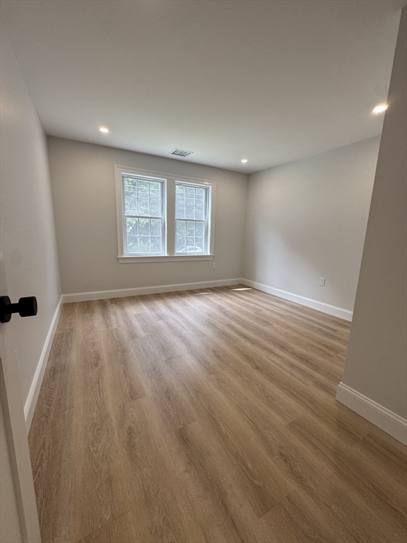 158 Fairview Ave