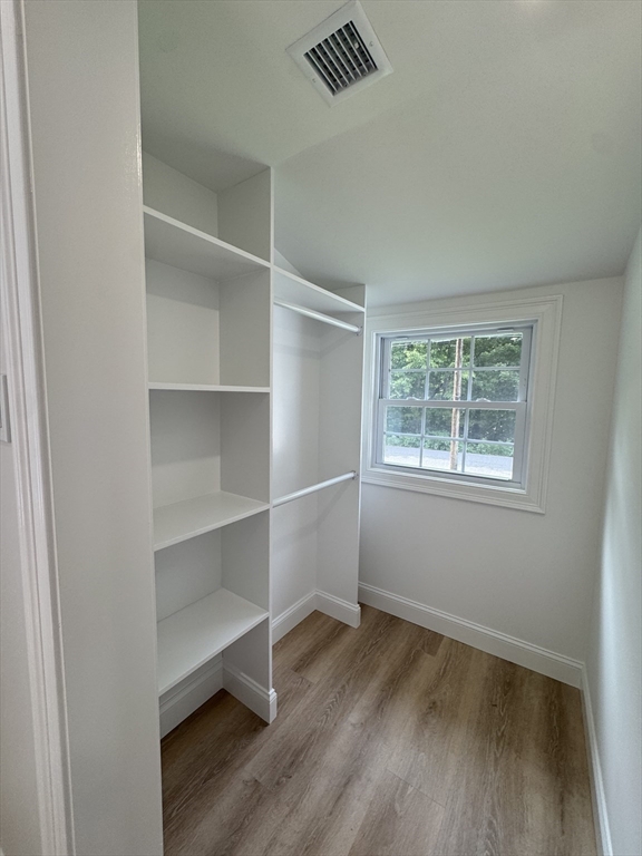 158 Fairview Ave
