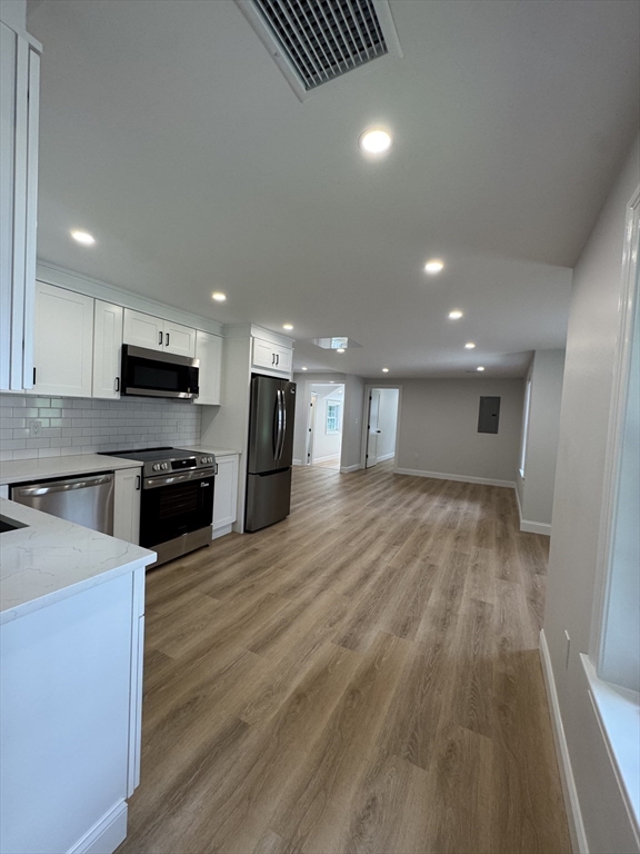 158 Fairview Ave