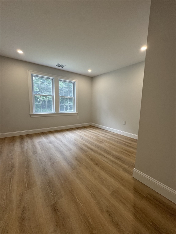 158 Fairview Ave