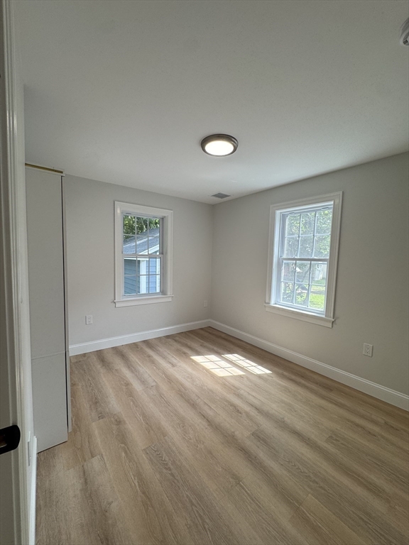 158 Fairview Ave