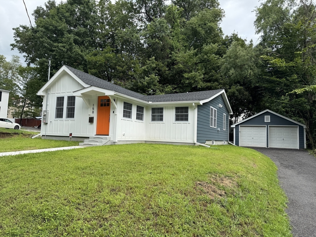 158 Fairview Ave