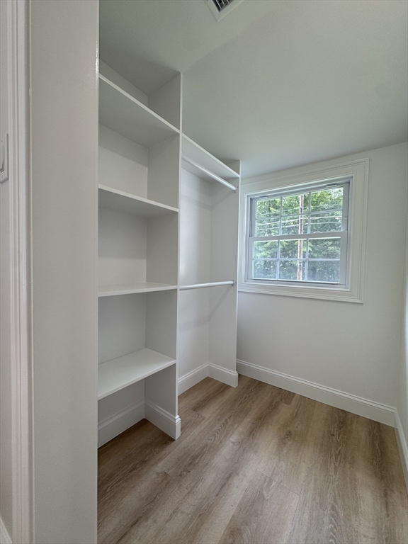 158 Fairview Ave