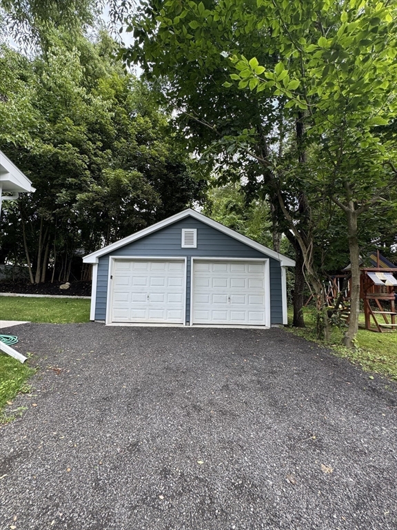 158 Fairview Ave