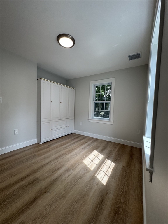 158 Fairview Ave