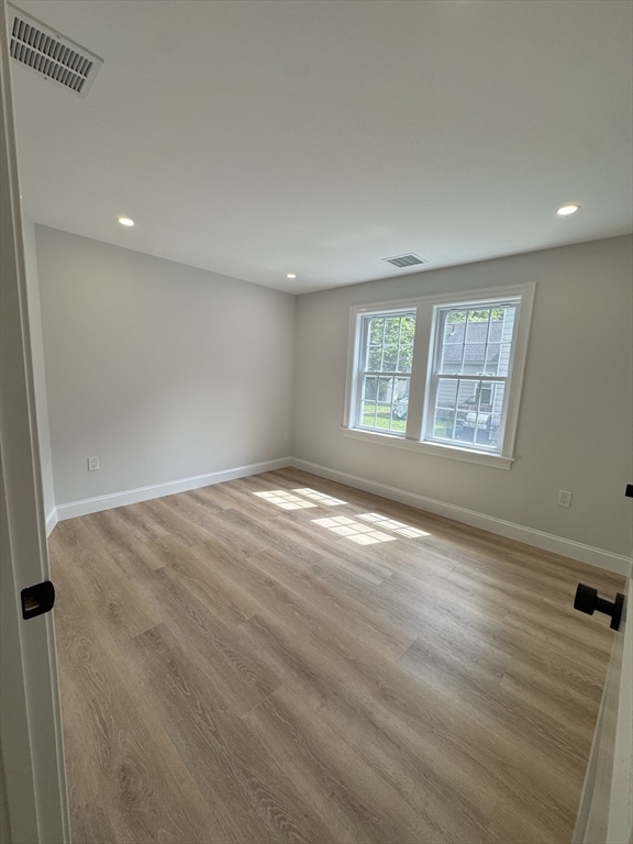 158 Fairview Ave