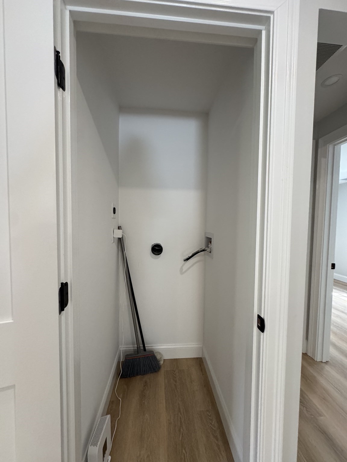 158 Fairview Ave