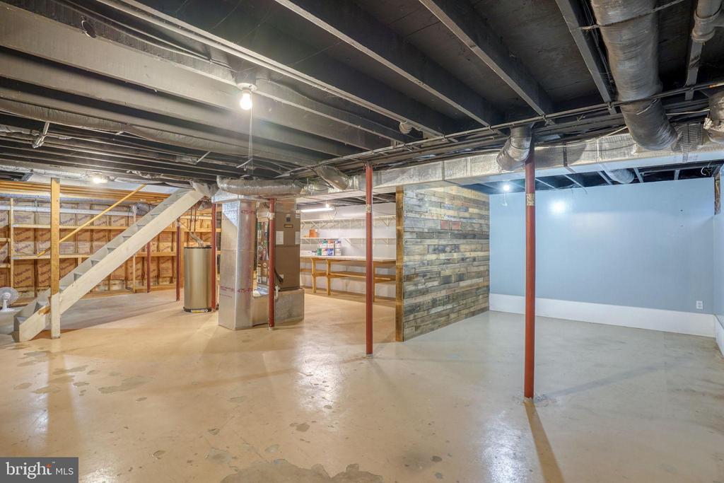 122 BARTLEY DRIVE