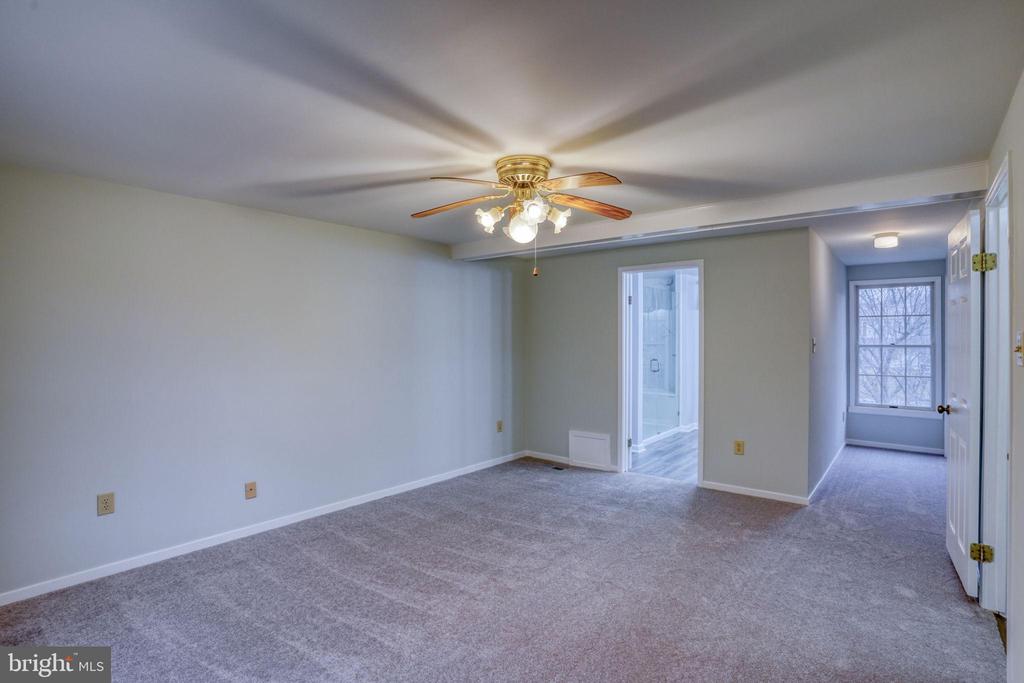 122 BARTLEY DRIVE
