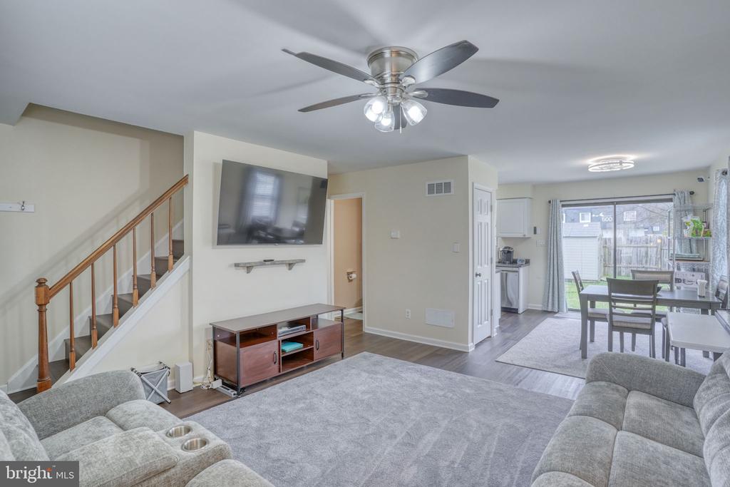 34 SHETLAND WAY
