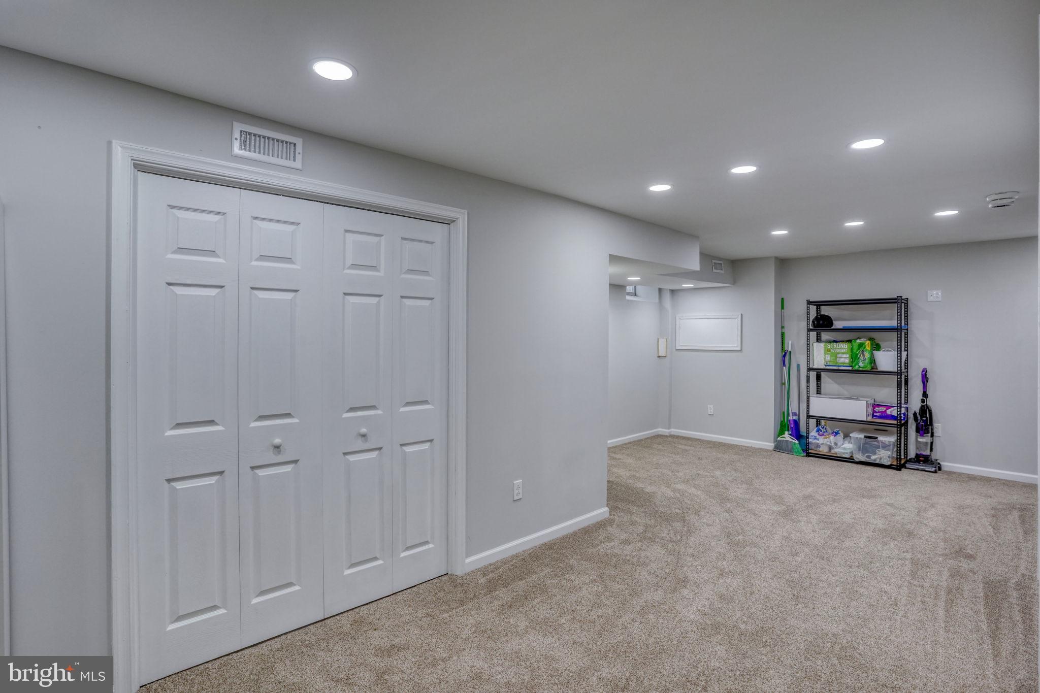 34 SHETLAND WAY
