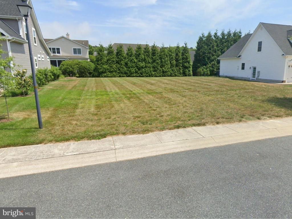 223 UNIVERSITY DRIVE