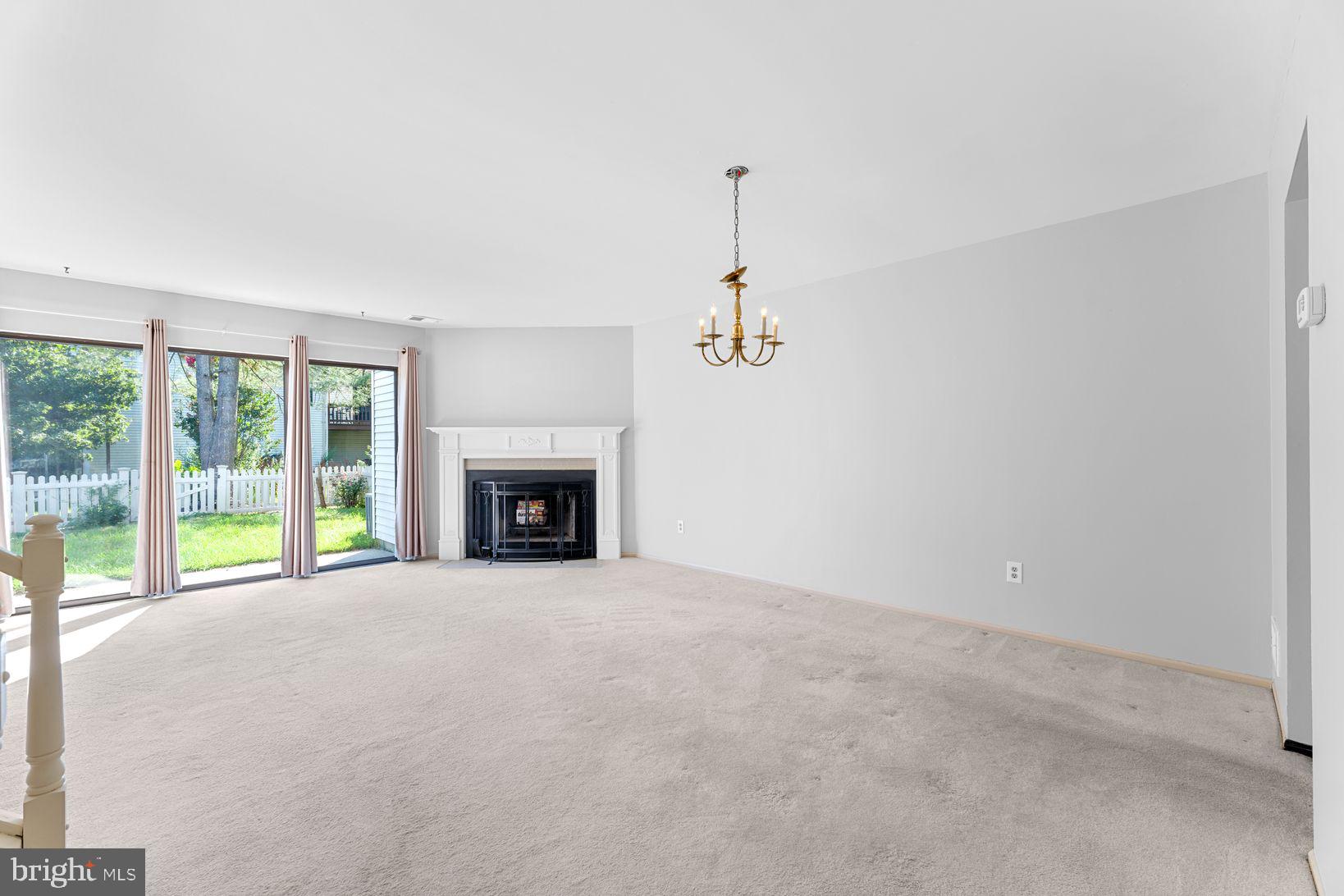 9 Carlyle Ct