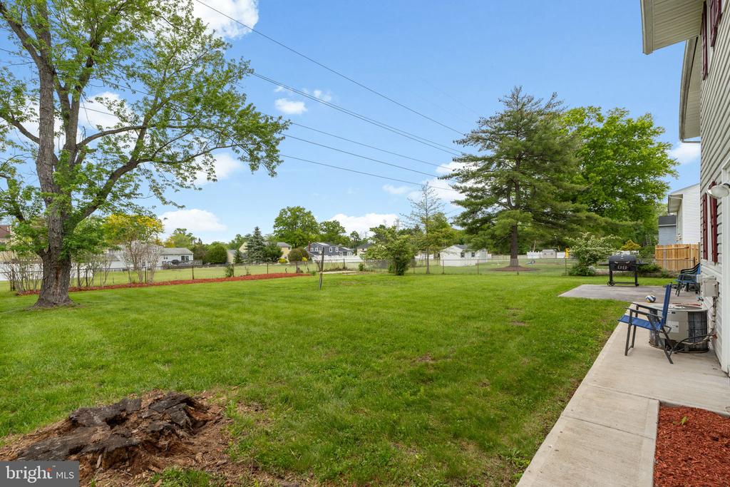 1305 CARLISLE ROAD