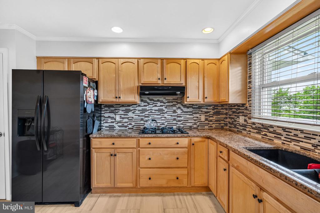1305 CARLISLE ROAD