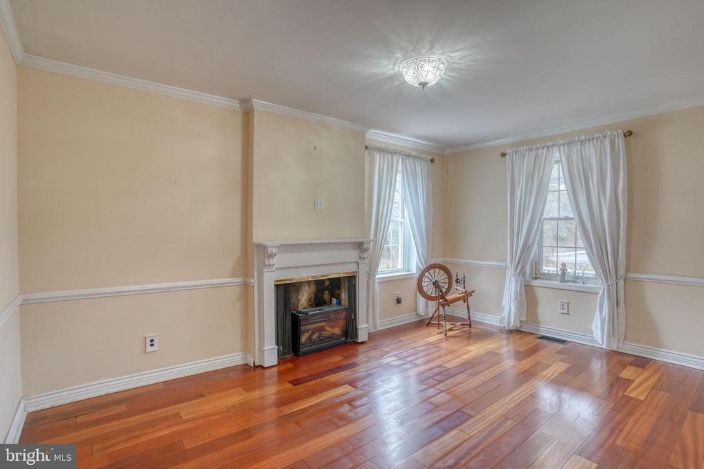 1078 SMITHBRIDGE