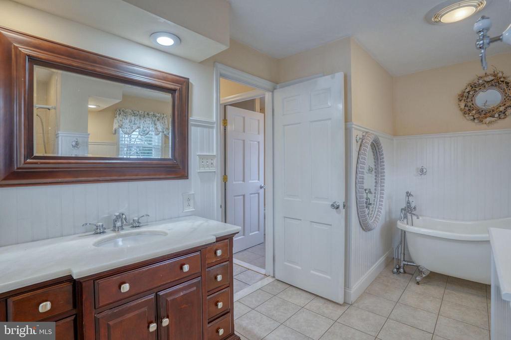 1078 SMITHBRIDGE