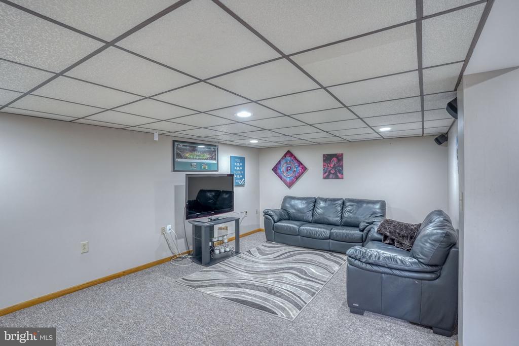 3847 ROTHERFIELD LANE