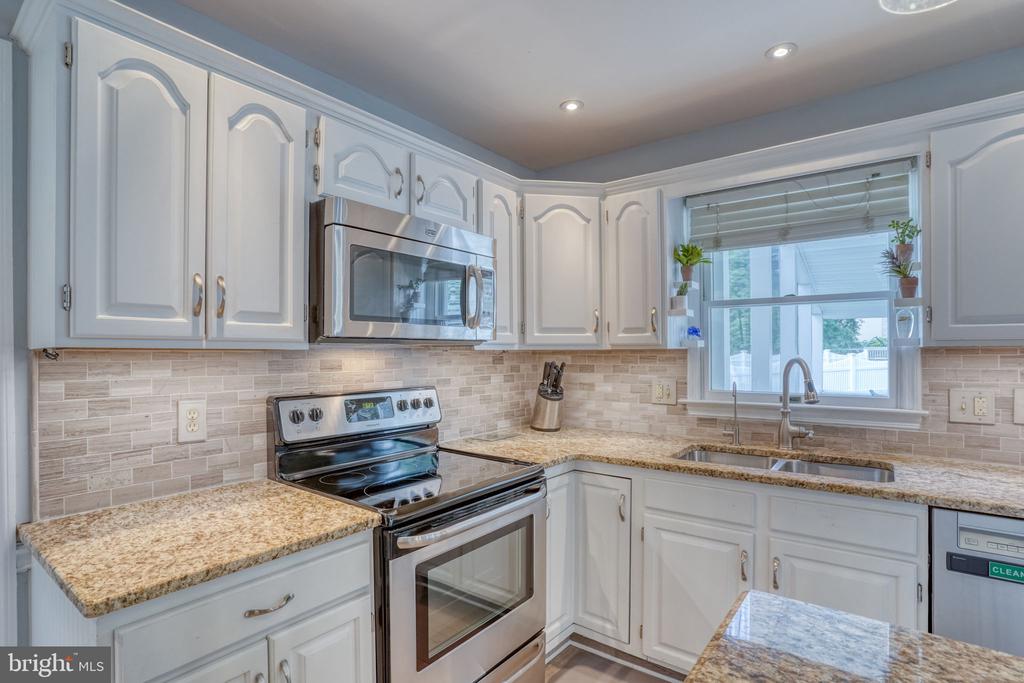 3847 ROTHERFIELD LANE