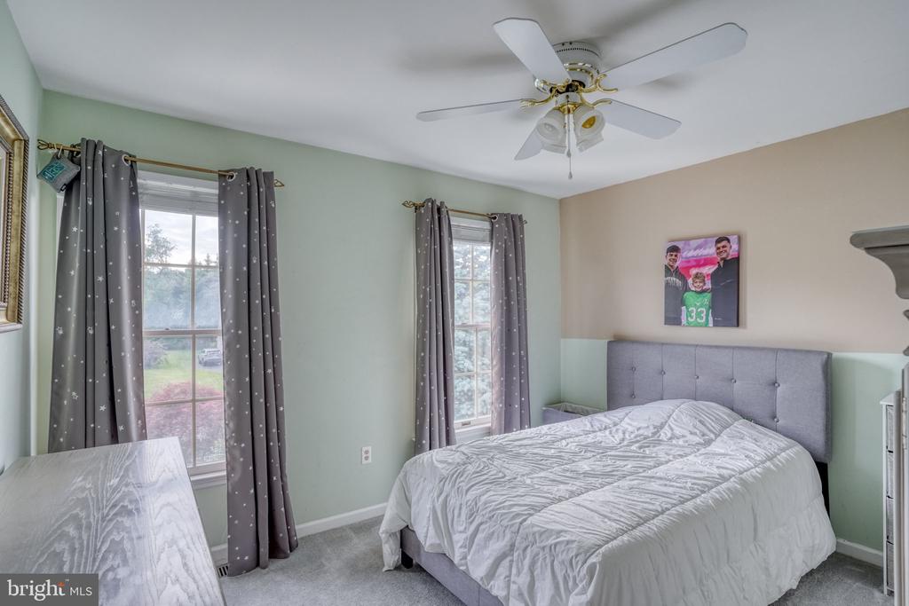 3847 ROTHERFIELD LANE