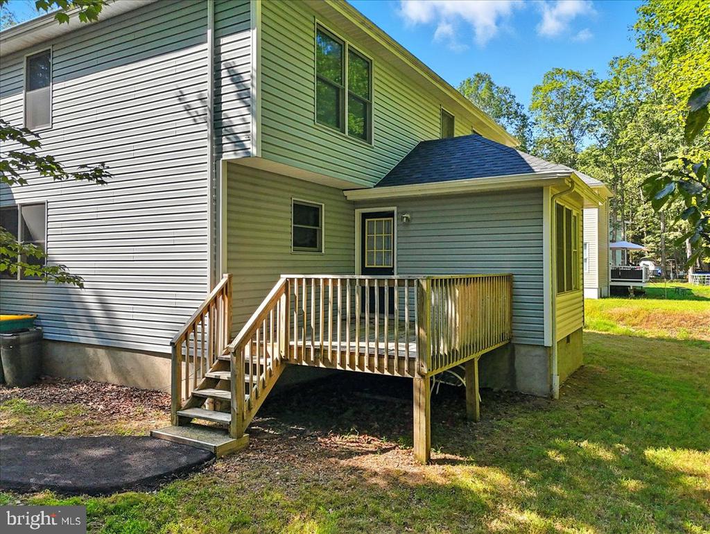 190 Sandlewood Dr
