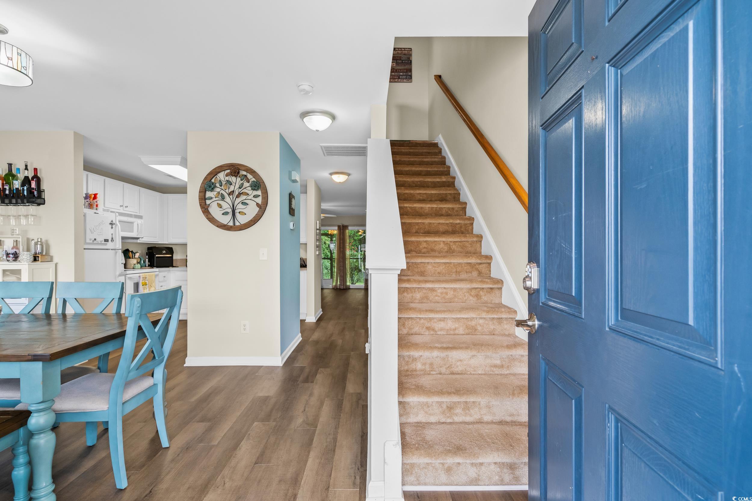 1060 Harvester Circle Unit: 1060