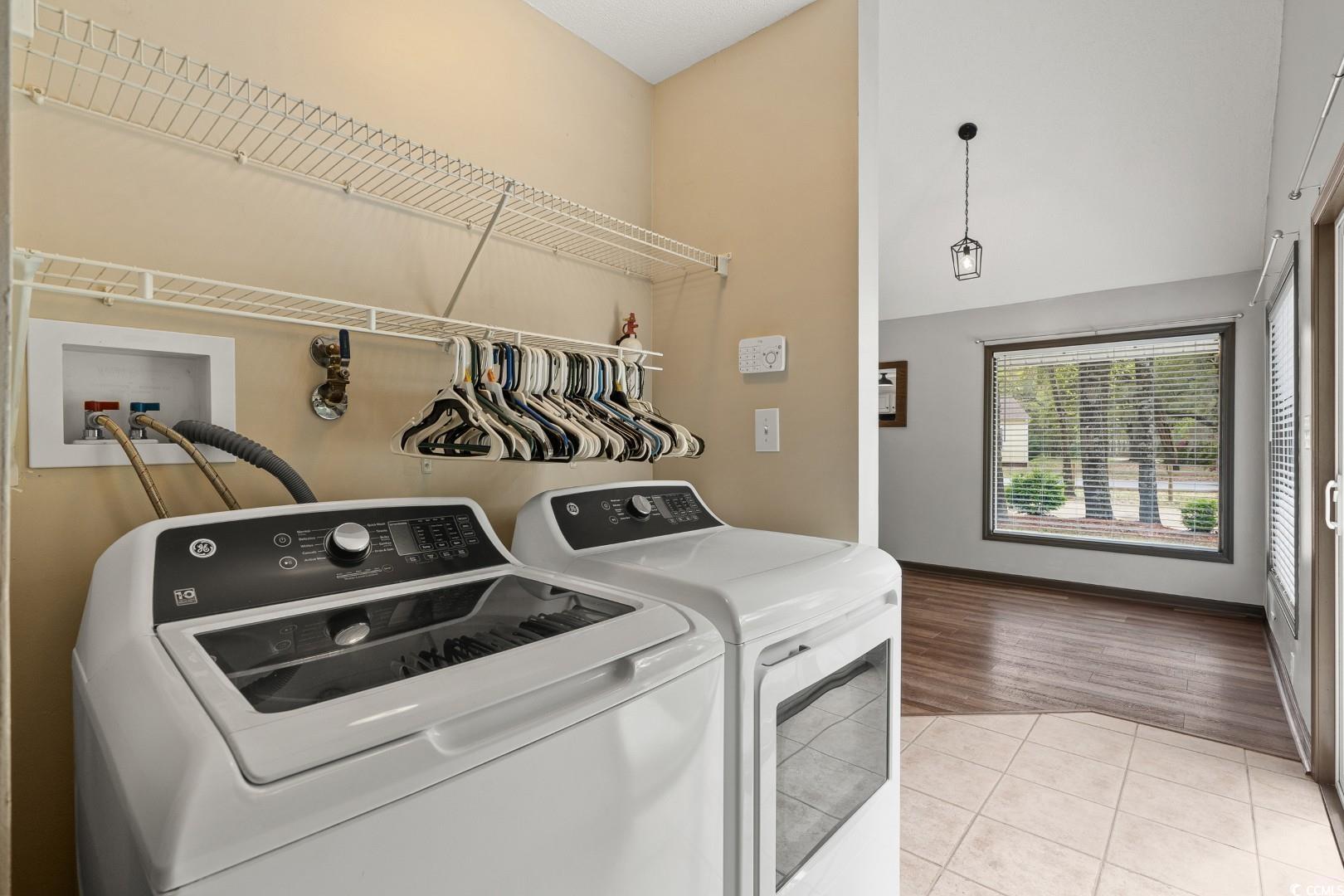 1047 Holt Rd.