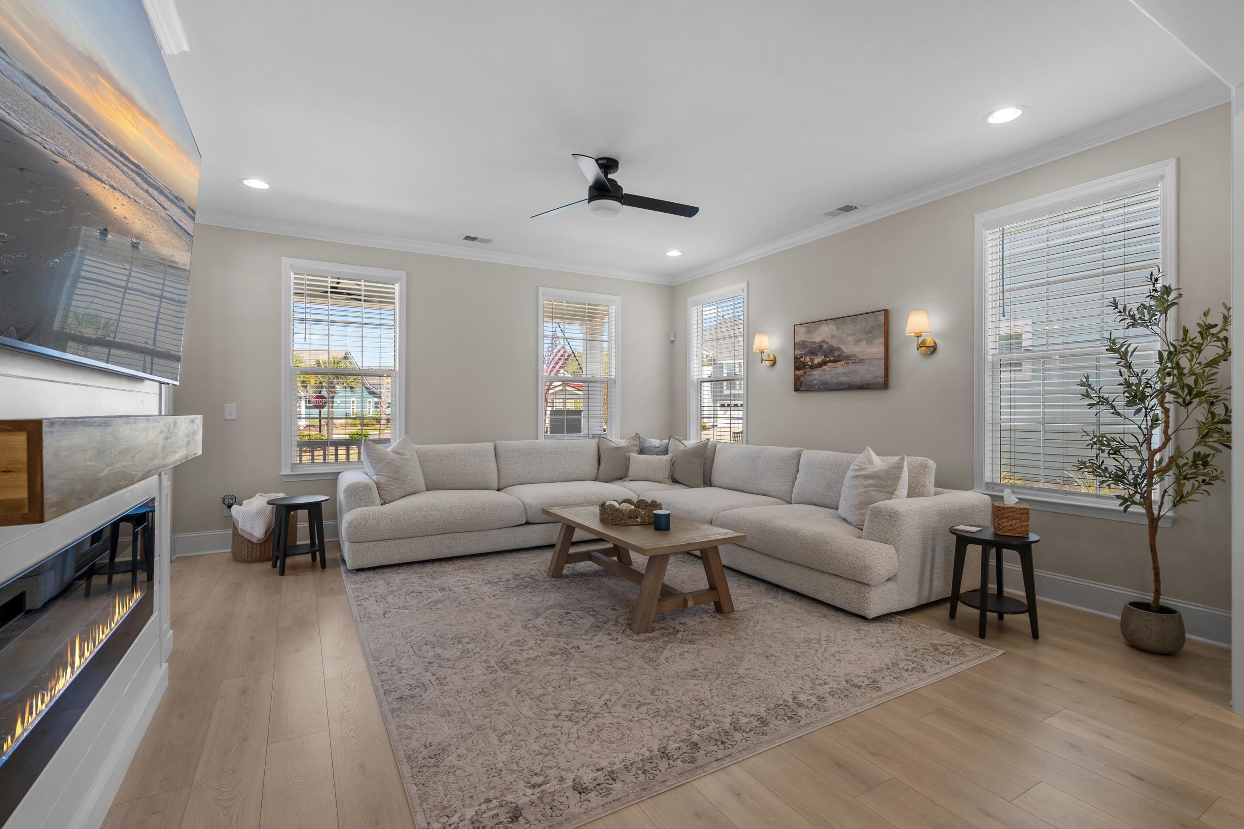 222 Delano Way