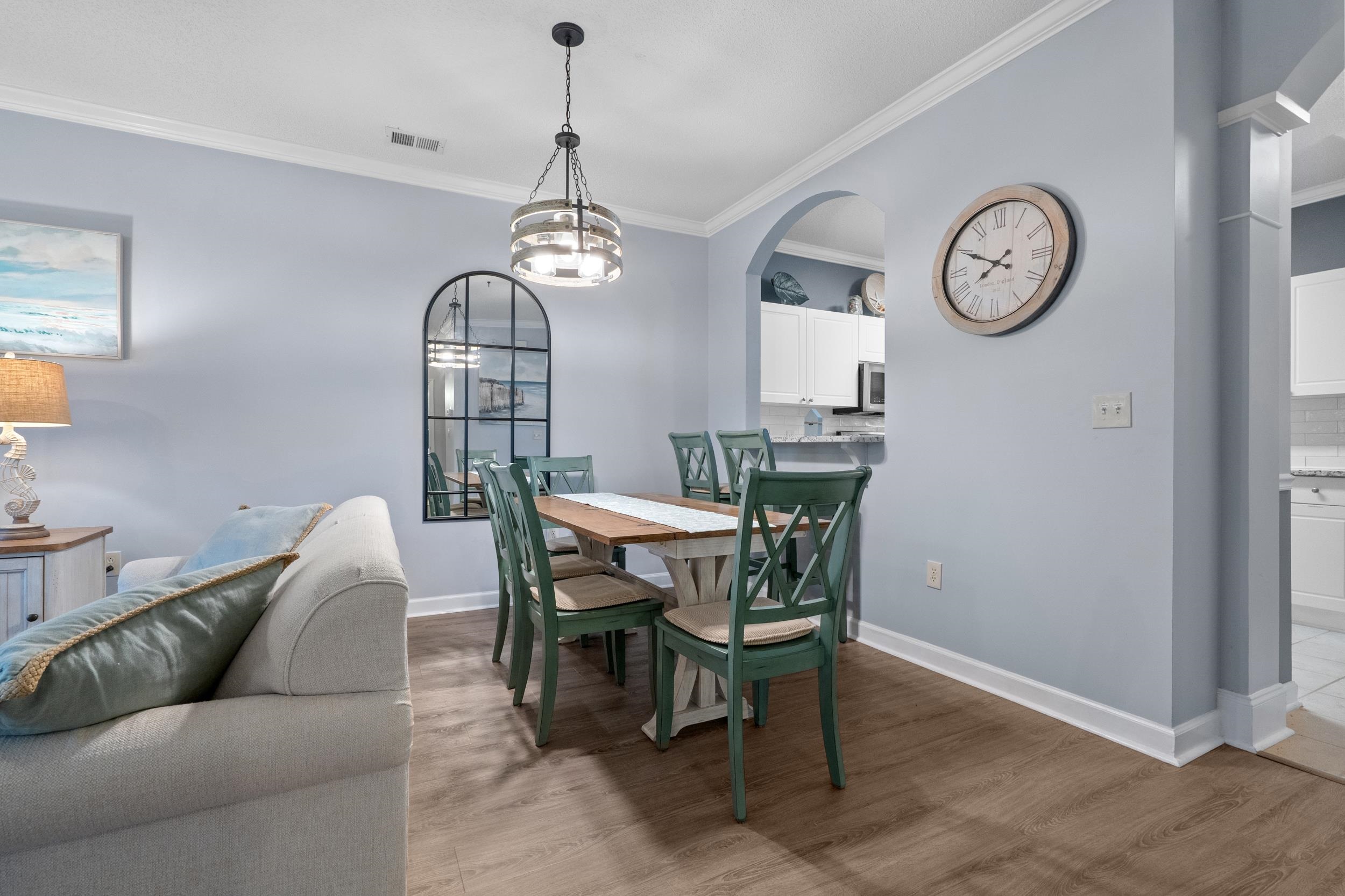 5825 Catalina Dr. Unit: 712