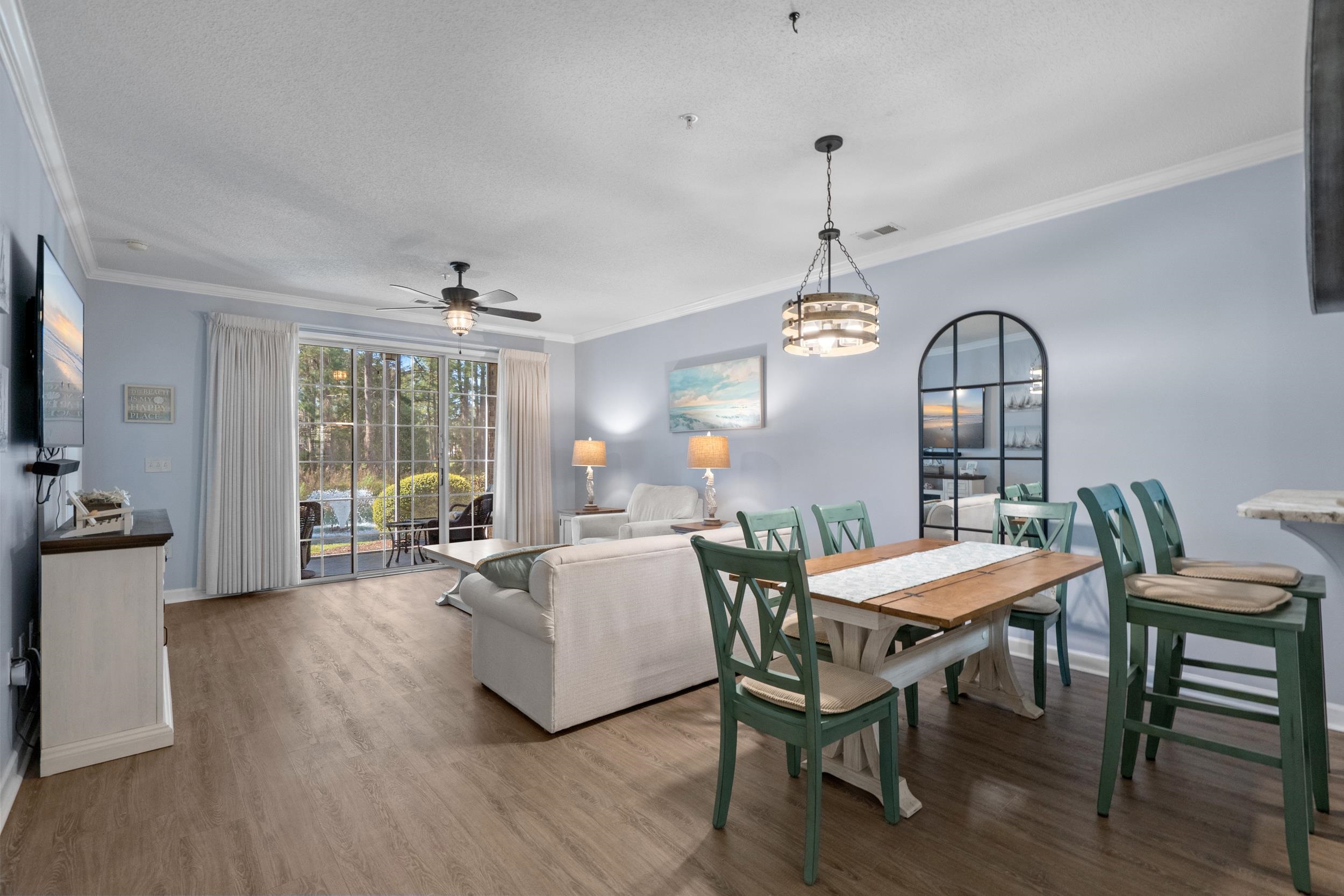 5825 Catalina Dr. Unit: 712