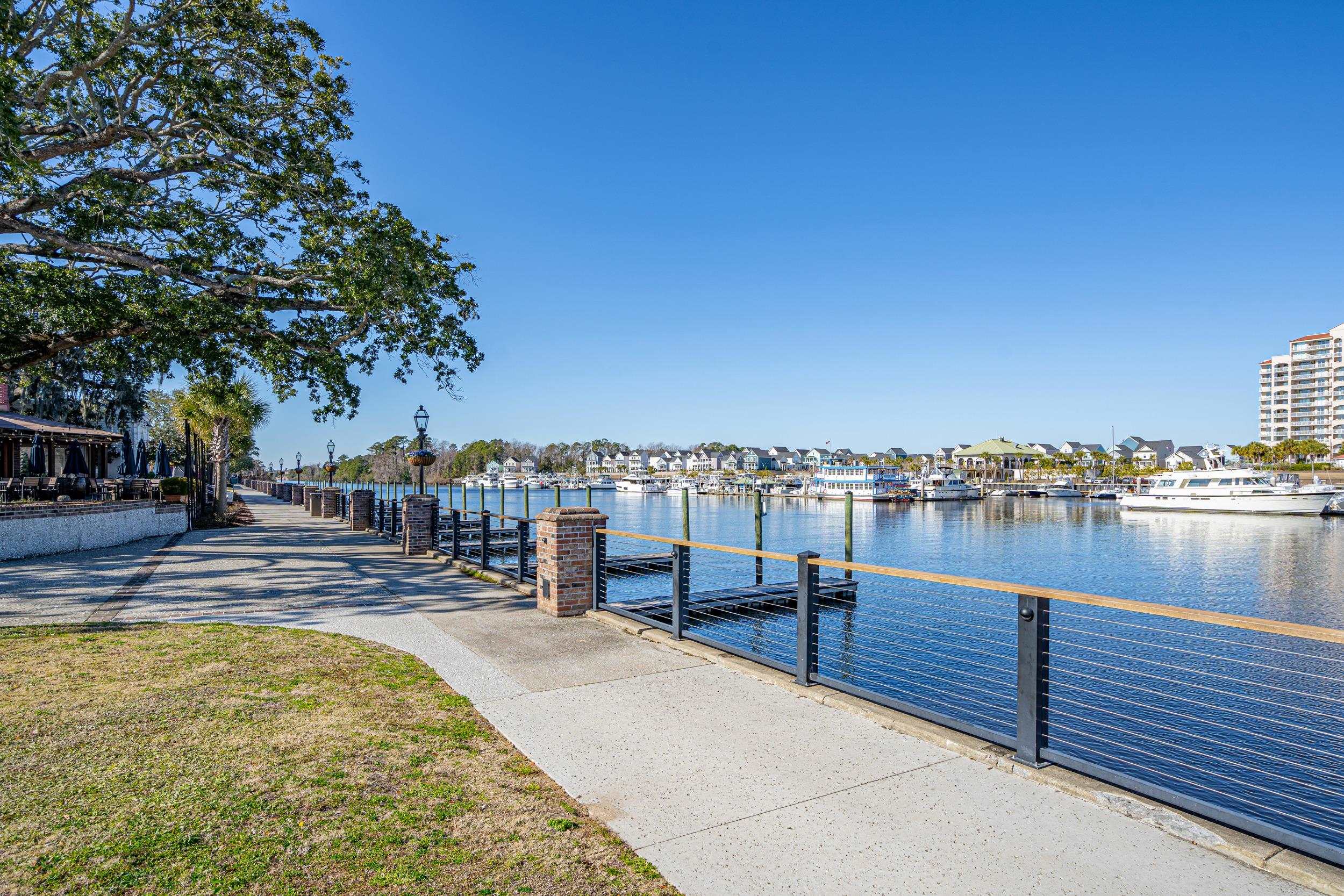 5825 Catalina Dr. Unit: 712
