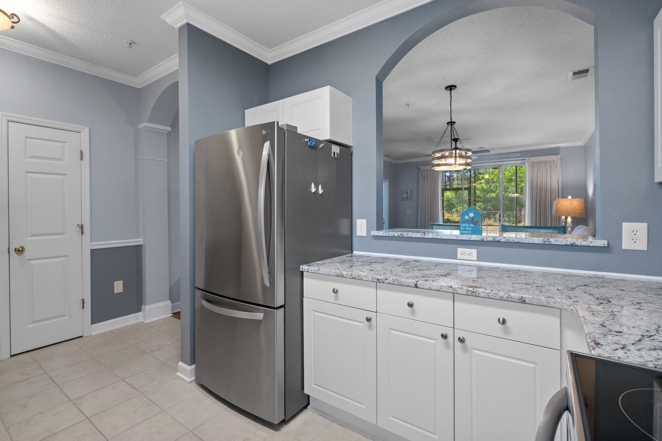 5825 Catalina Dr. Unit: 712