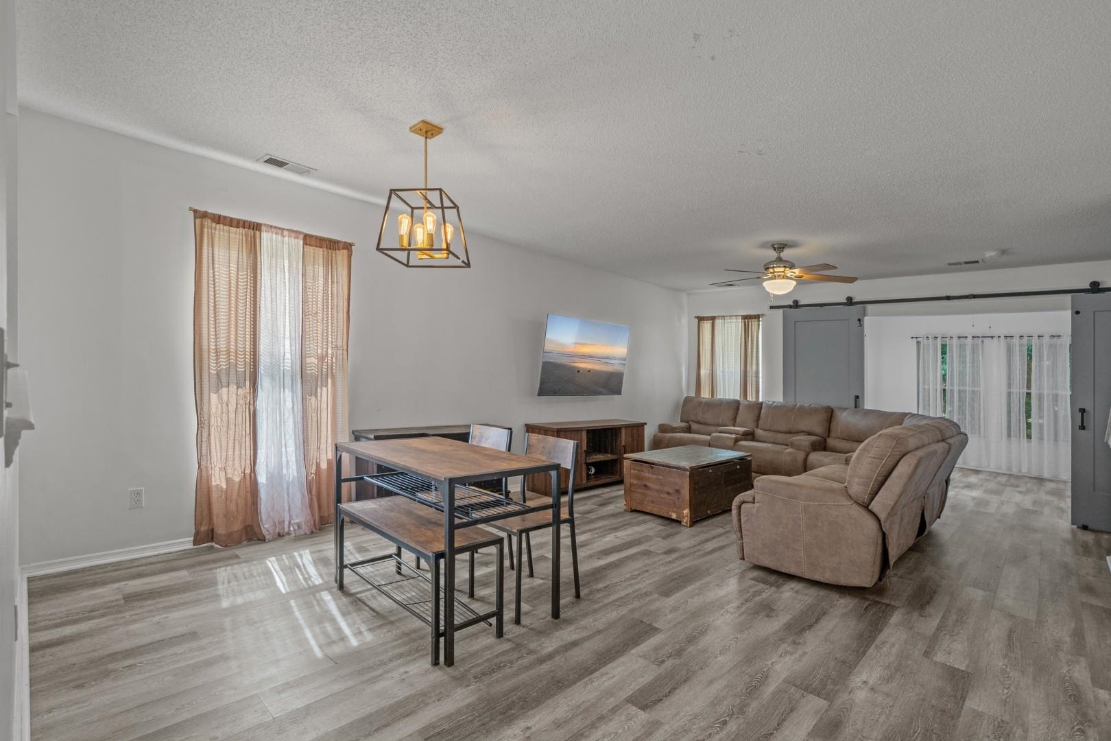121 Bellegrove Dr.