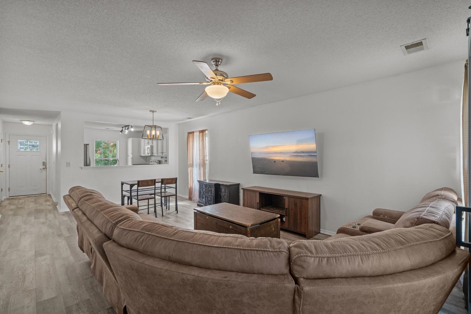 121 Bellegrove Dr.
