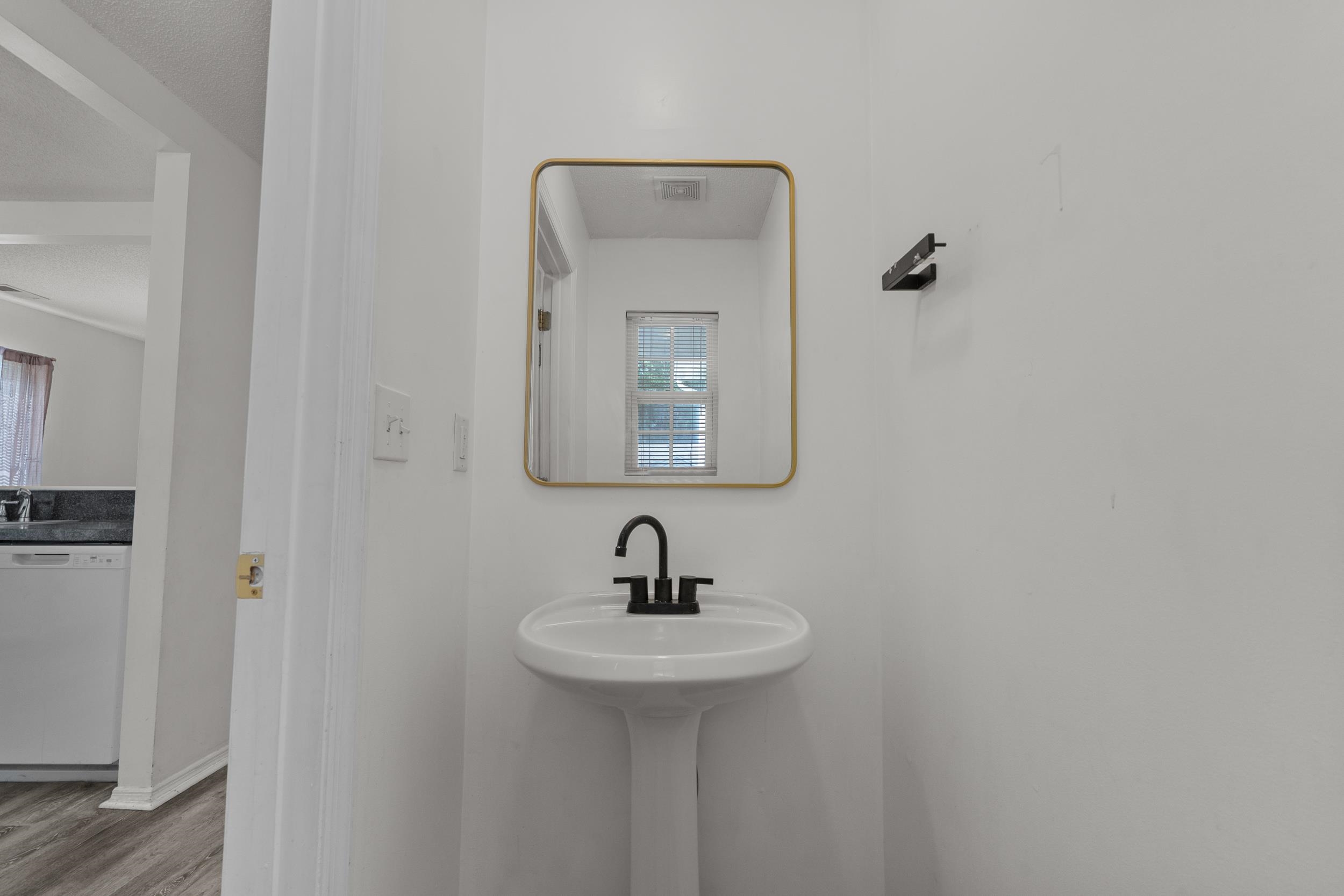 121 Bellegrove Dr.