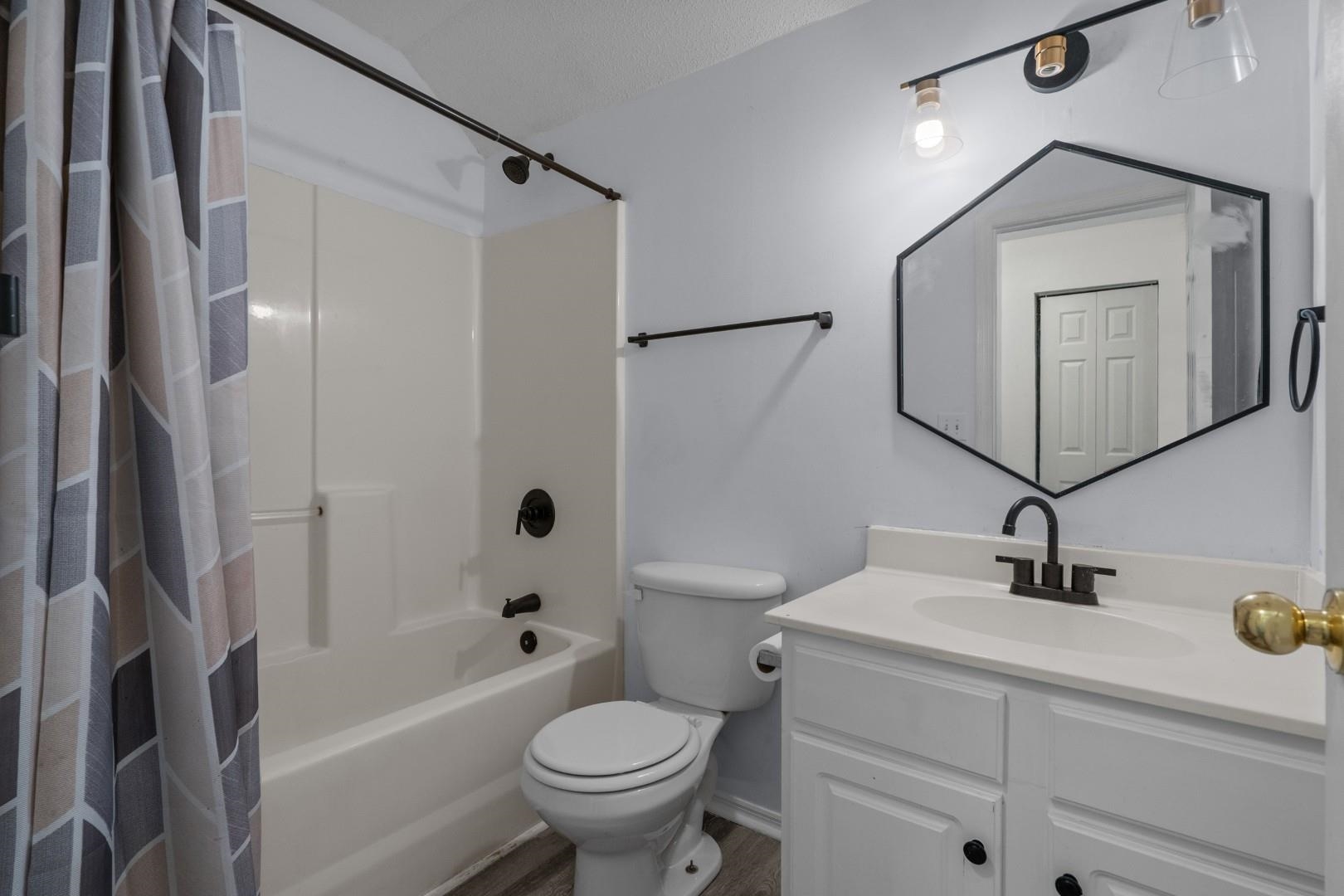 121 Bellegrove Dr.