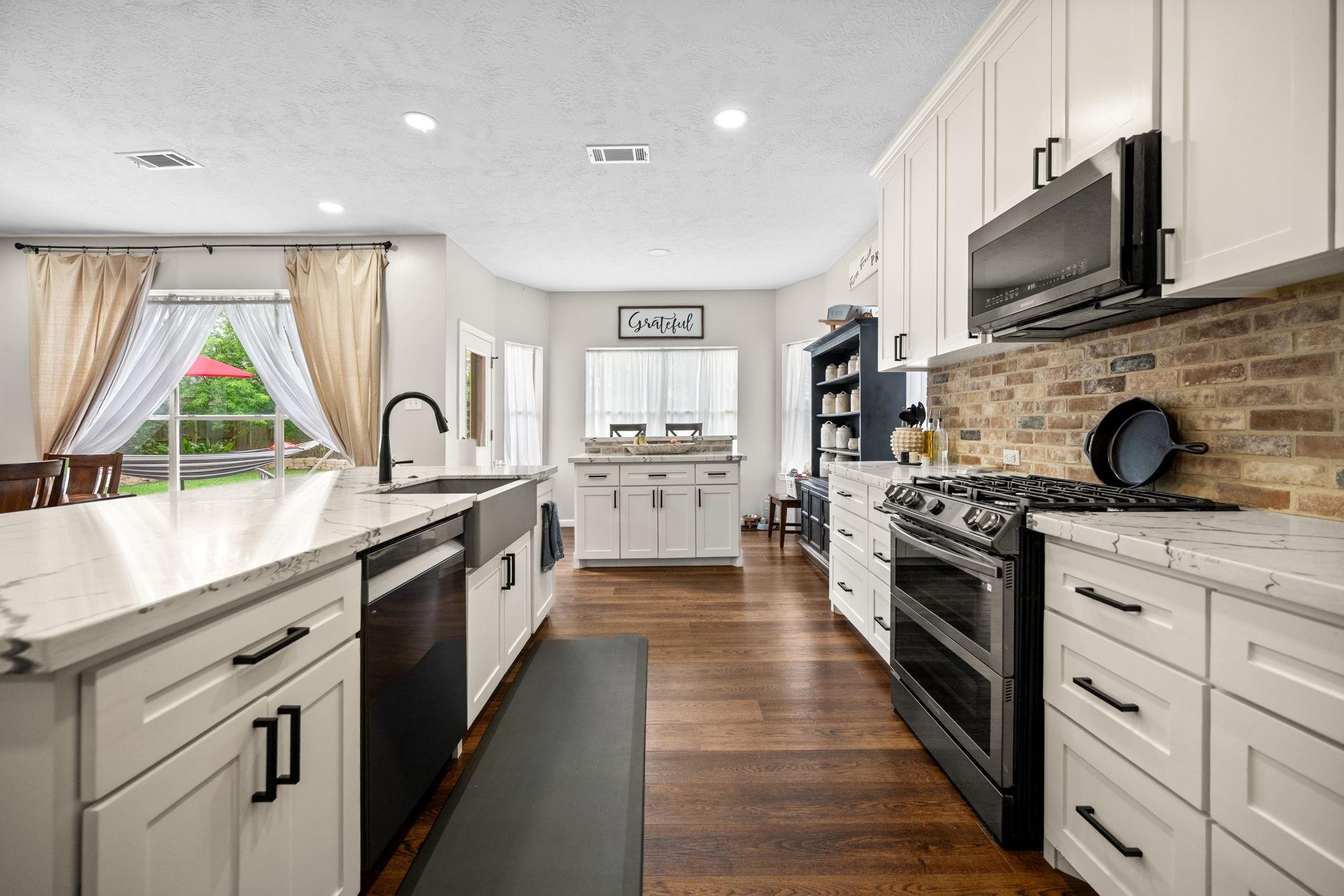 814 Legend Spring Drive