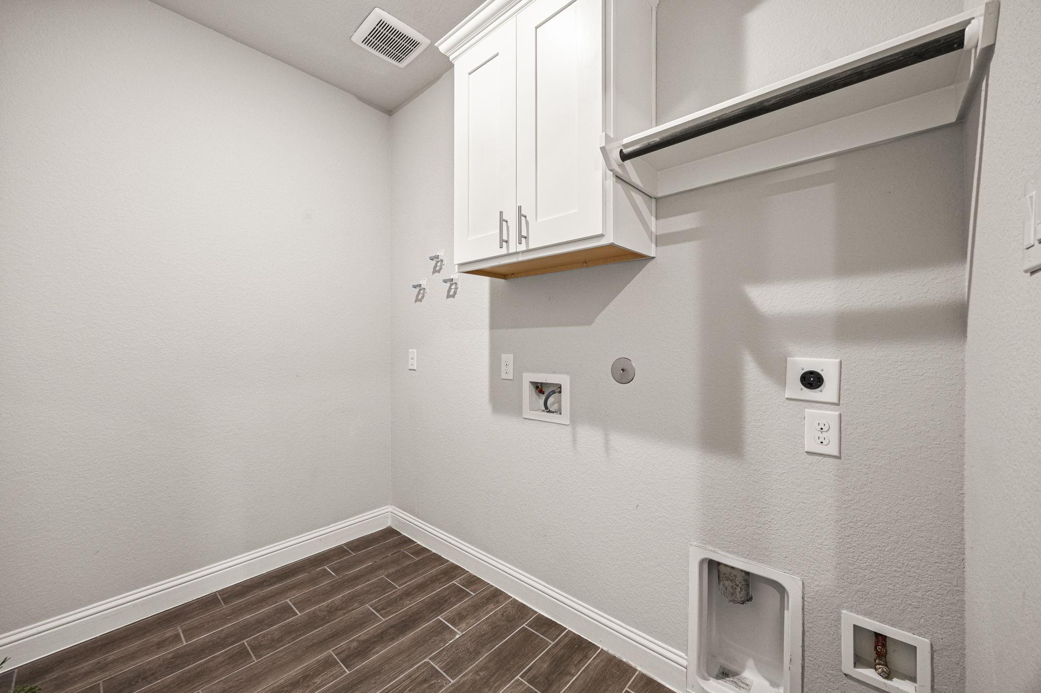 1618 Saxon Bend Trail