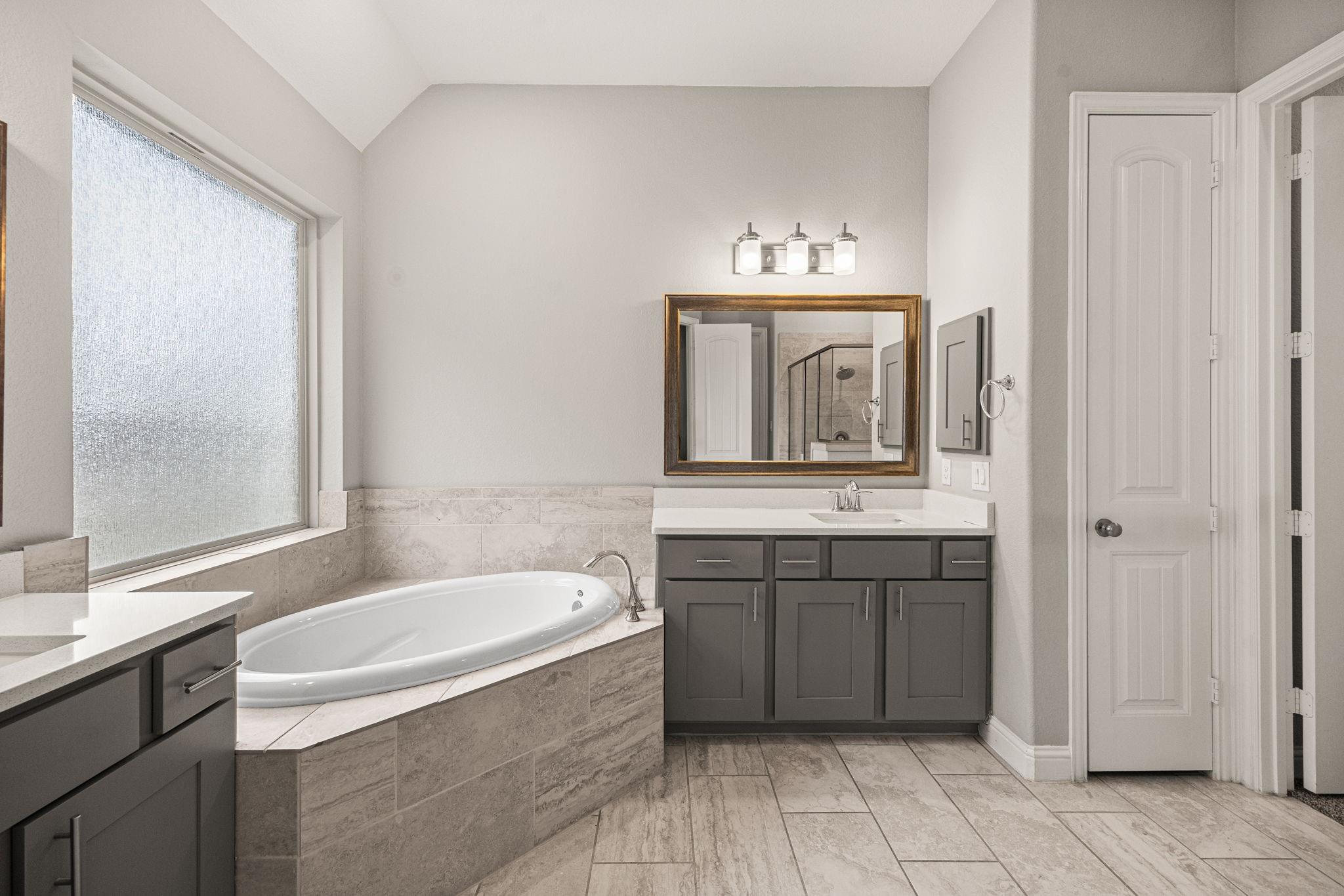 1618 Saxon Bend Trail