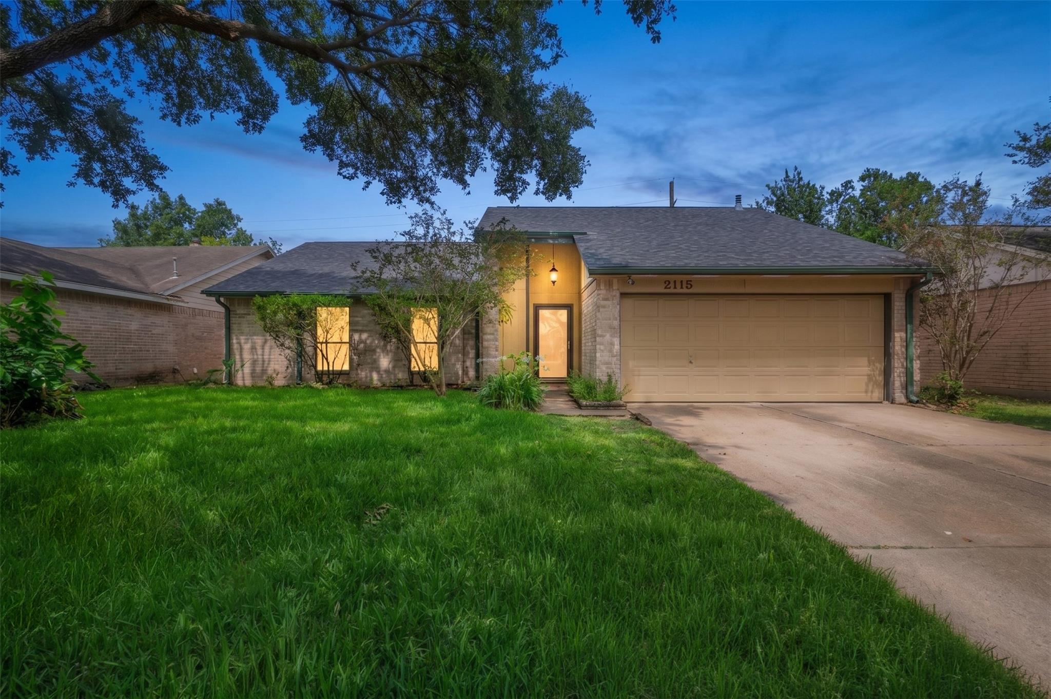 2115 Fort Laramie Drive